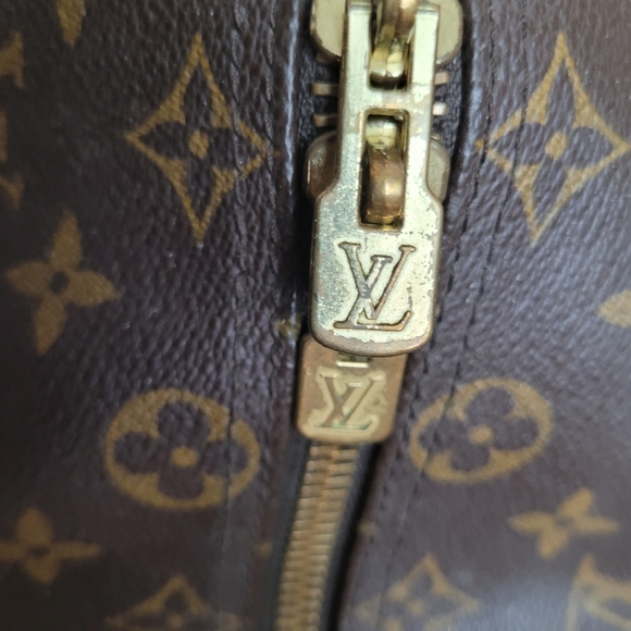 Auth vintage Louis Vuitton monogram keepall 45 (lock included with key) - Picture 8 of 13